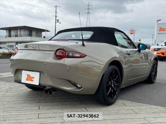 Mazda ROADSTER 2023-06 7359598-14