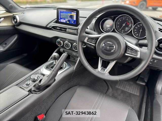 Mazda ROADSTER 2023-06 7359598-1