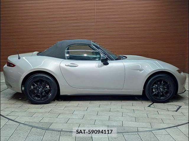 Mazda ROADSTER 2022-11 7359595-17