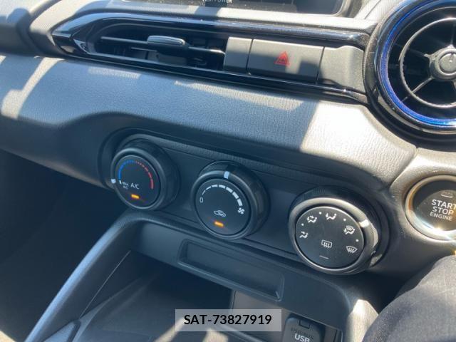 Mazda ROADSTER 2023-02 7502595-20