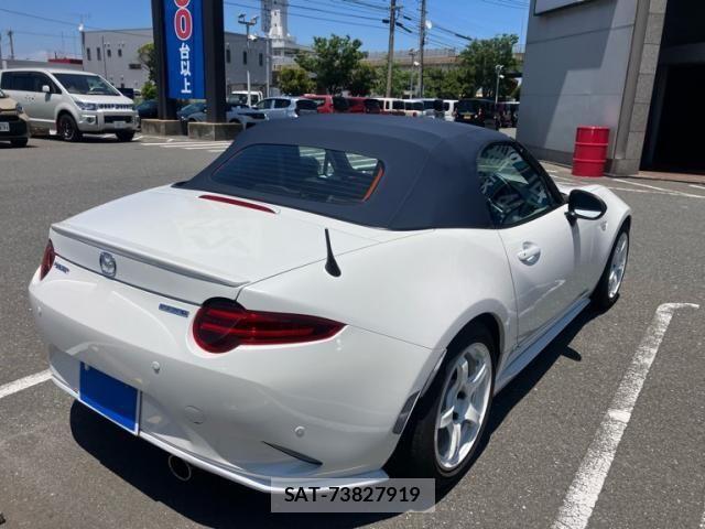 Mazda ROADSTER 2023-02 7502595-3