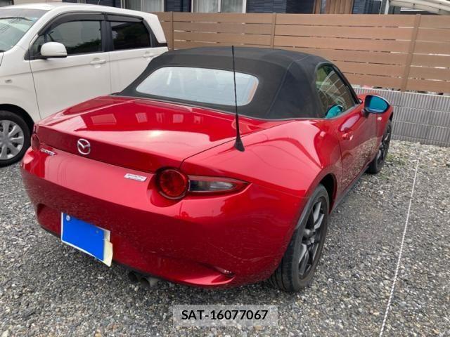 Mazda ROADSTER 2015-06 7502598-2