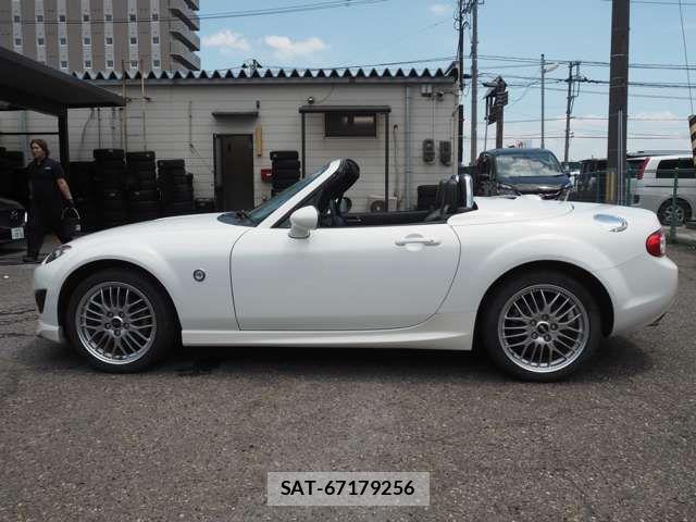 Mazda ROADSTER 2010-01 7502601-10
