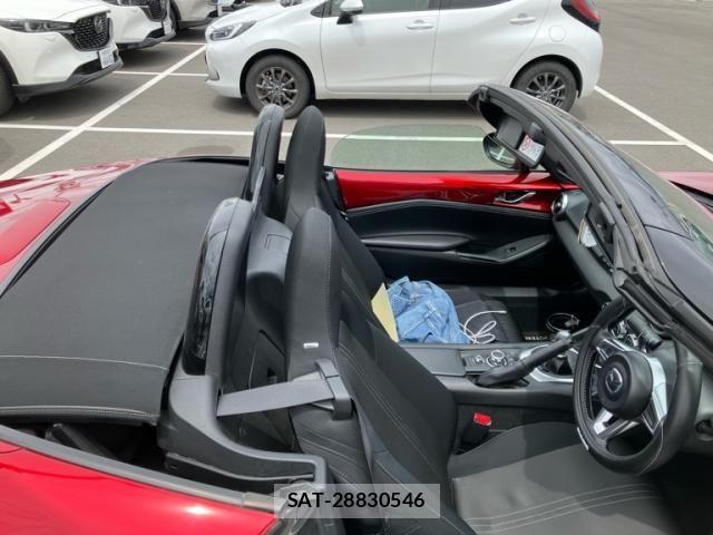 Mazda ROADSTER 2022-09 7502594-13