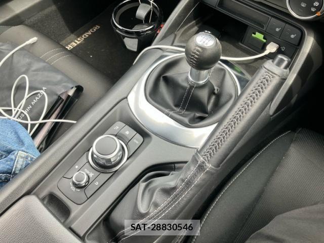 Mazda ROADSTER 2022-09 7502594-18