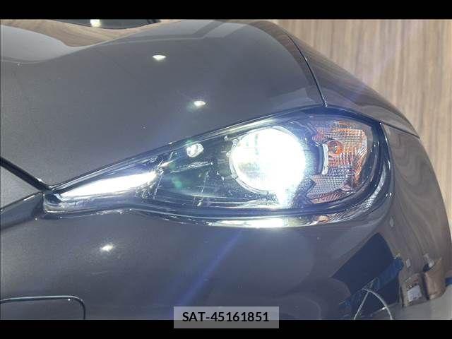 Mazda ROADSTER 2021-06 7502597-12