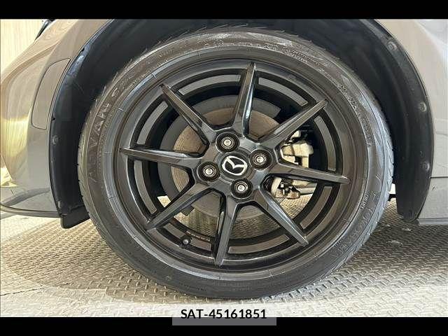 Mazda ROADSTER 2021-06 7502597-13