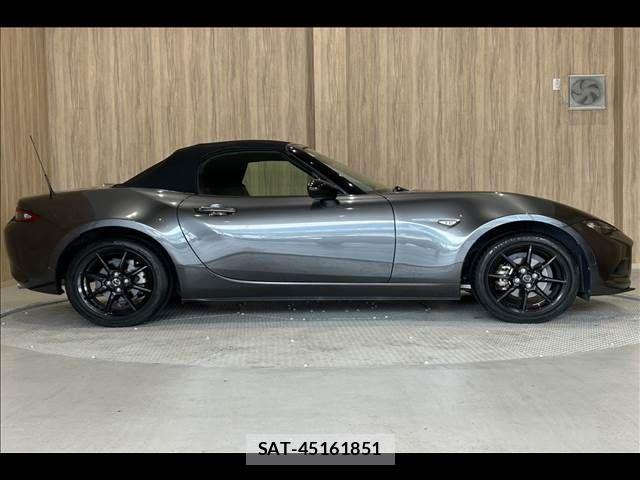 Mazda ROADSTER 2021-06 7502597-16
