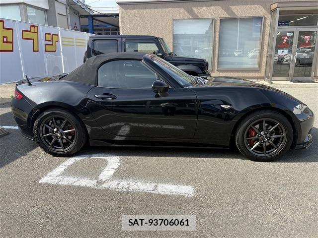 Mazda ROADSTER 2020-01 7509884-2