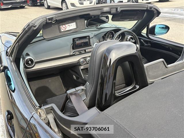 Mazda ROADSTER 2020-01 7509884-29