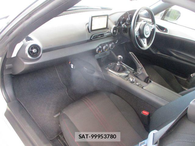 Mazda ROADSTER 2017-08 7619573-19