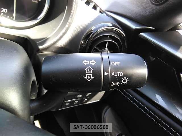 Mazda ROADSTER 2024-09 7619567-19