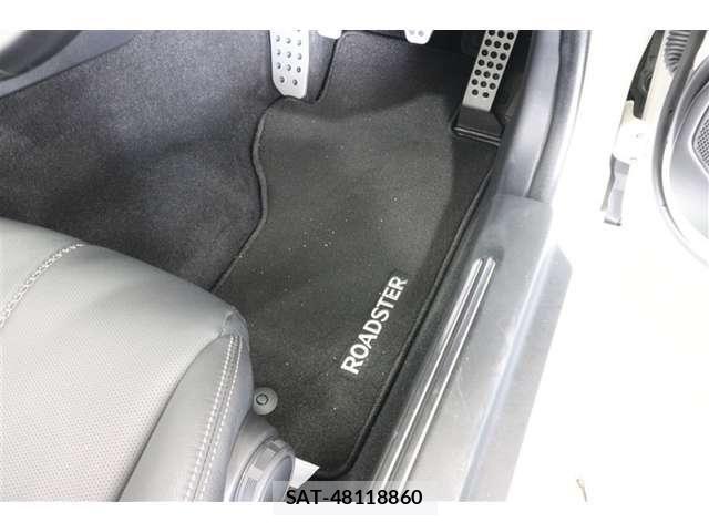 Mazda ROADSTER 2020-03 7619566-20