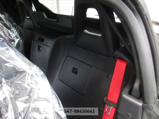 Mazda ROADSTER 2026-06 7727914-9