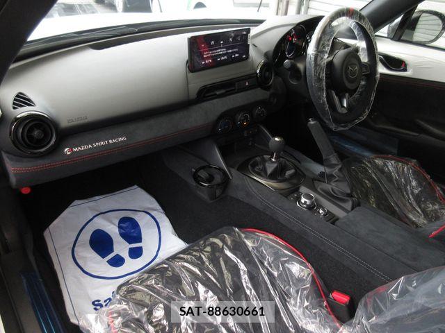Mazda ROADSTER 2026-06 7727914-11