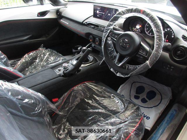 Mazda ROADSTER 2026-06 7727914-6
