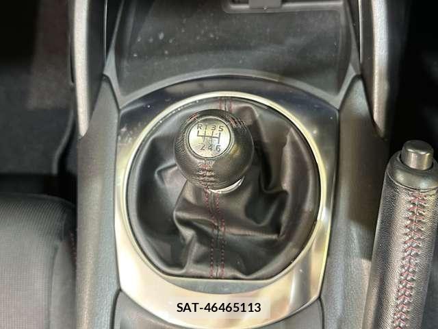 Mazda ROADSTER 2015-05 7727936-26