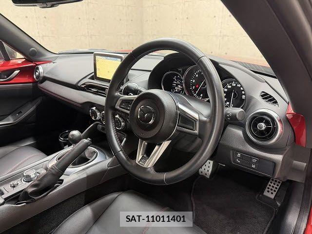 Mazda ROADSTER 2015-06 7727928-1