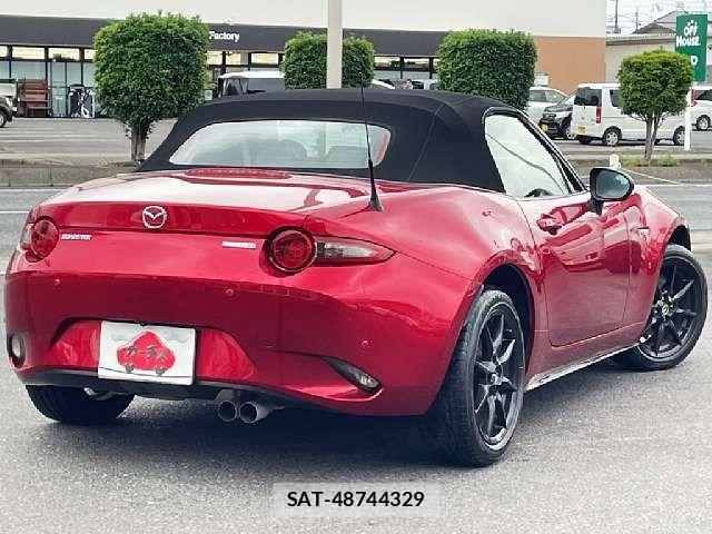 Mazda ROADSTER 2021-11 7727926-2