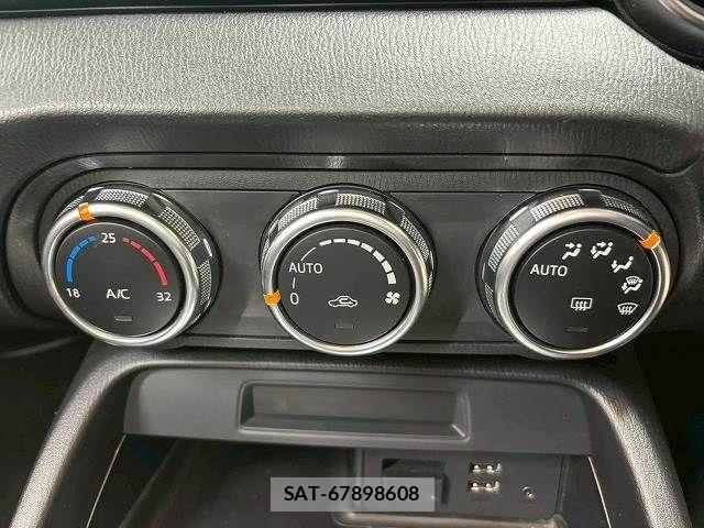 Mazda ROADSTER 2015-06 7727934-6
