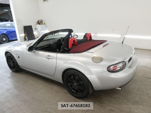 Mazda ROADSTER 2006-05 7727941-26