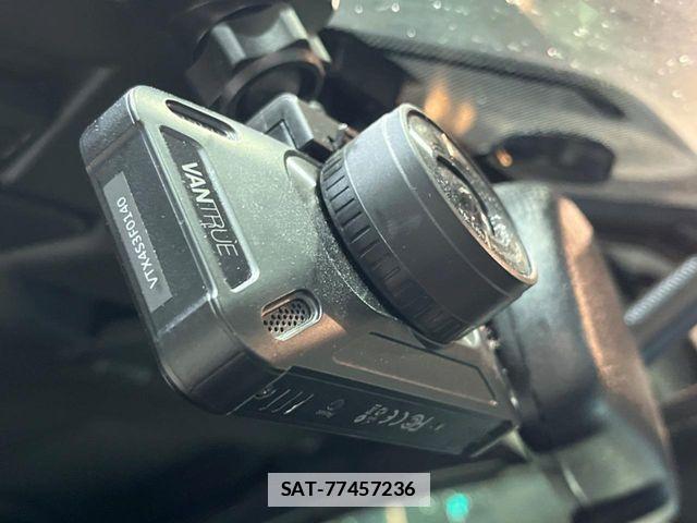 Mazda ROADSTER 2017-04 7788755-7