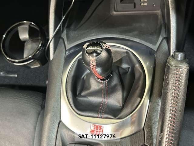 Mazda ROADSTER 2015-09 7788752-27