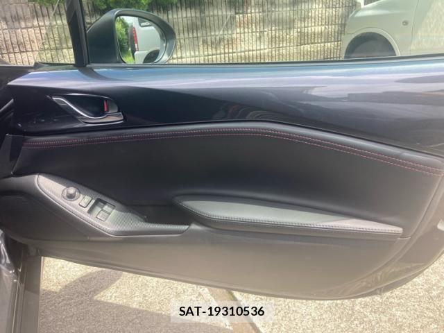 Mazda ROADSTER 2016-04 7879166-10