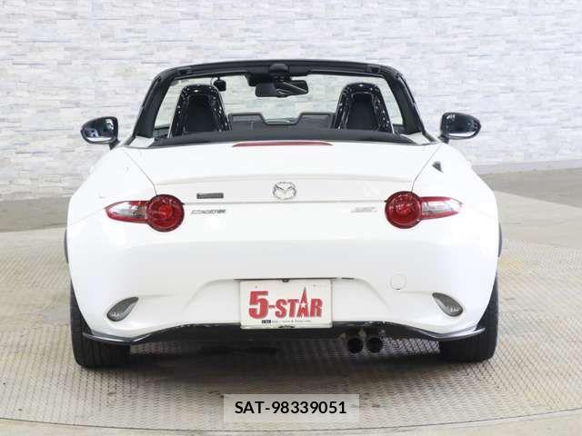 Mazda ROADSTER 2016-04 7963568-19
