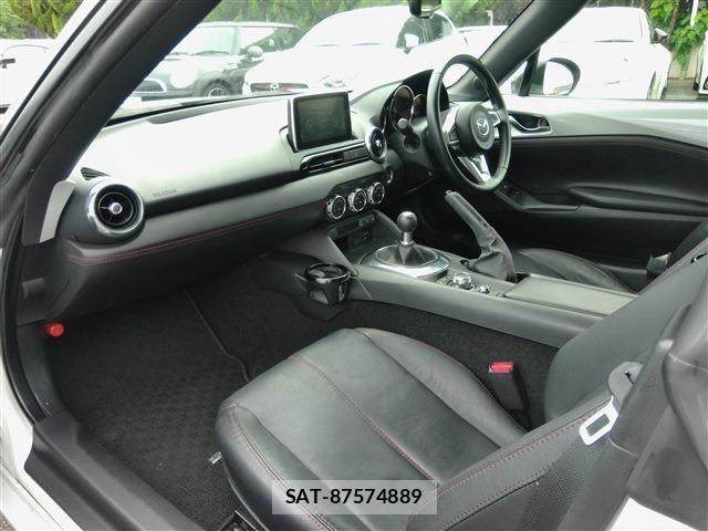 Mazda ROADSTER 2015-09 7963570-12