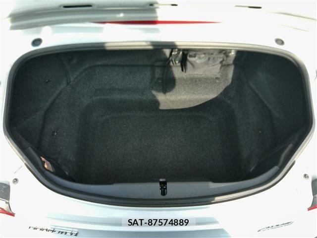 Mazda ROADSTER 2015-09 7963570-14