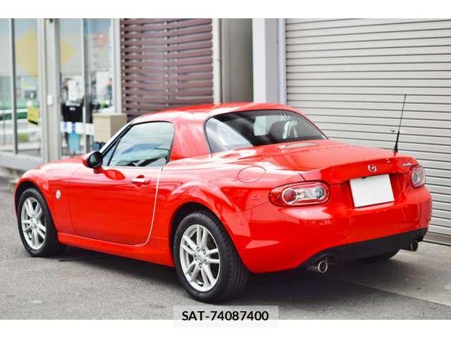 Mazda ROADSTER 2010-08 7963569-2