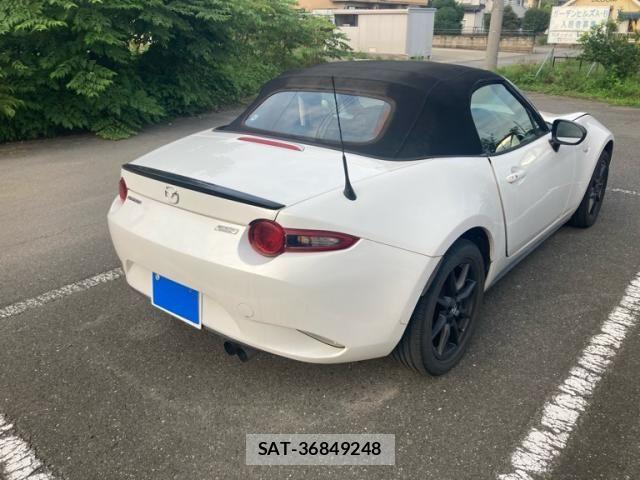 Mazda ROADSTER 2016-03 7980845-1