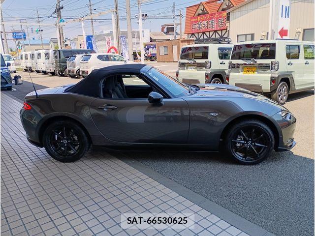 Mazda ROADSTER 2025-06 7980840-3