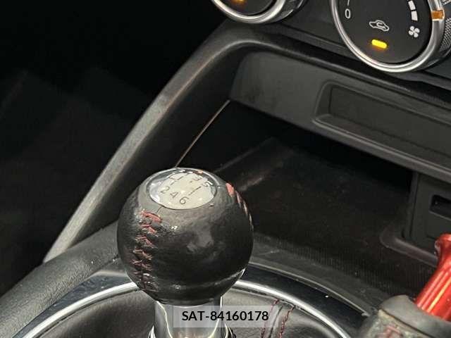 Mazda ROADSTER 2015-05 8037939-7