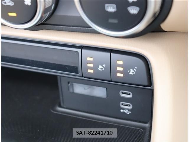 Mazda ROADSTER 2025-05 8037933-9