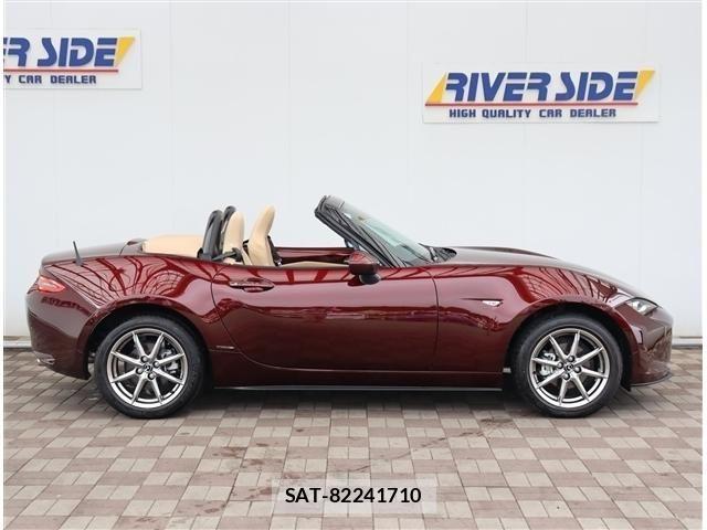 Mazda ROADSTER 2025-05 8037933-3