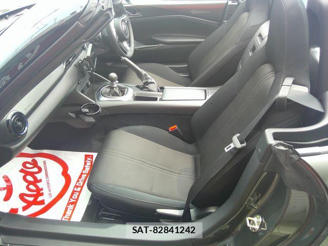 Mazda ROADSTER 2022-02 8037937-9