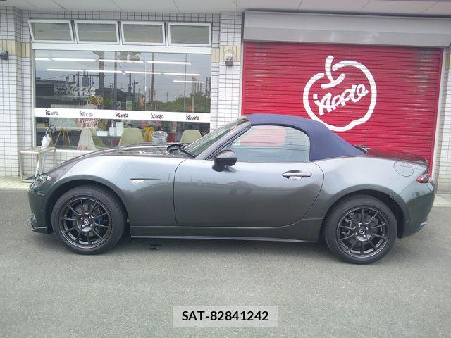 Mazda ROADSTER 2022-02 8037937-6