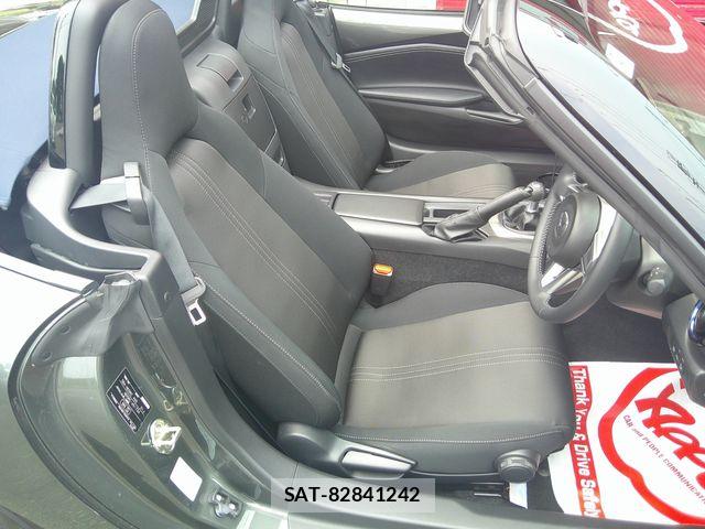 Mazda ROADSTER 2022-02 8037937-8