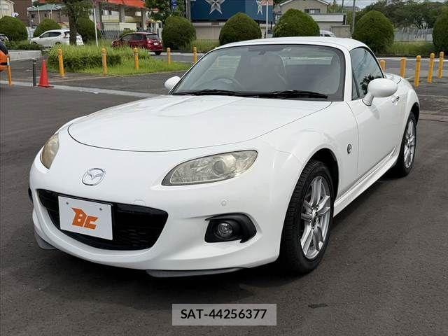 Mazda ROADSTER 2014-01 8037943-9