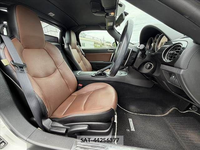 Mazda ROADSTER 2014-01 8037943-15