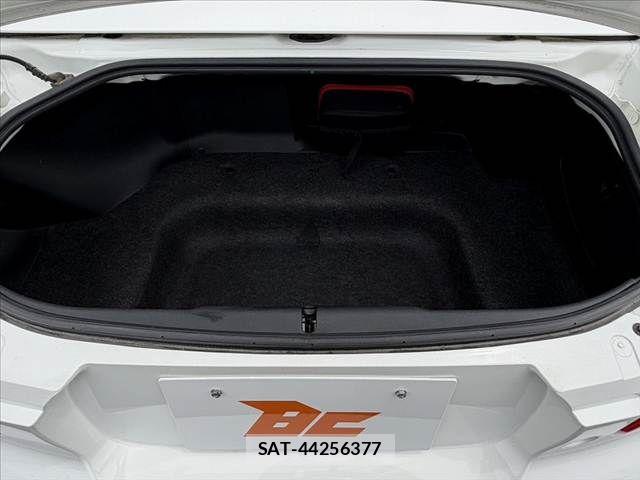 Mazda ROADSTER 2014-01 8037943-19