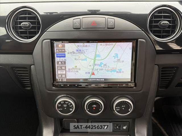Mazda ROADSTER 2014-01 8037943-22