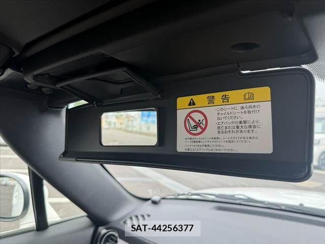 Mazda ROADSTER 2014-01 8037943-29