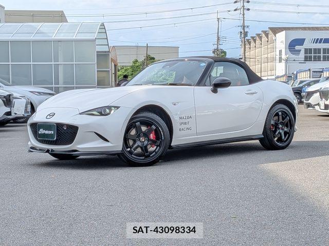 Mazda ROADSTER 2026-03 8037929-0