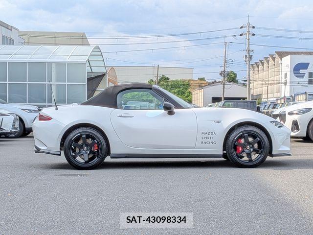 Mazda ROADSTER 2026-03 8037929-21