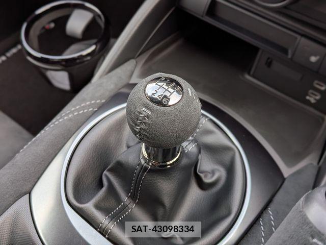 Mazda ROADSTER 2026-03 8037929-7