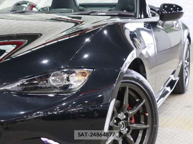 Mazda ROADSTER 2015-05 8037938-16