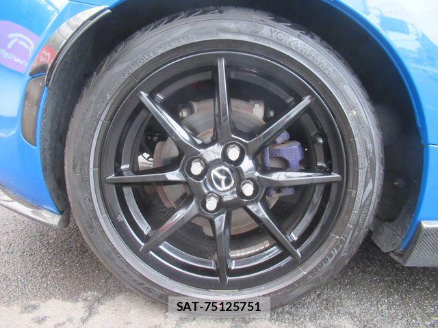 Mazda ROADSTER 2016-03 8037953-13
